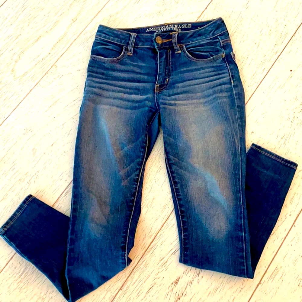 American Eagle Super Skinny Stretch Sz 00 Short